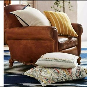 3 euro shams Ardenfield in Cream and Navy color